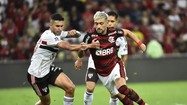 Arrascaeta, Flamengo, São Paulo