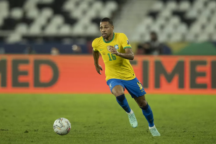 Renan Lodi, lateral-esquerdo da seleção brasileira, em partida da Copa América