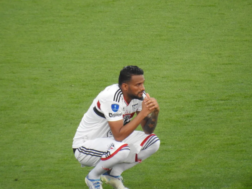 Reinaldo lamenta vice-campeonato do São Paulo — Foto: Eduardo Rodrigues