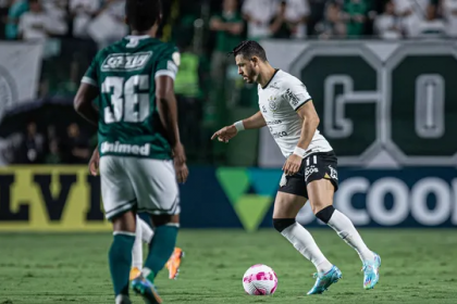 Goiás x Corinthians (Foto: Isabela Azine/AGIF)