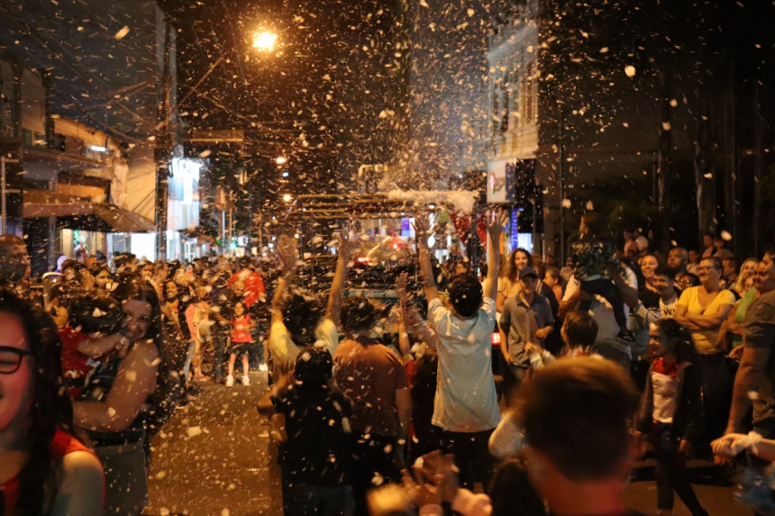 Desfile “Sonho Mágico” reuniu mais de 7 mil pessoas no centro de Capivari - Foto: Divulgação/Prefeitura de Capivari