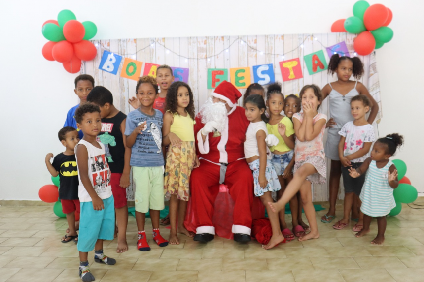 Festa de encerramento do ano integrantes do Cras Cidadania conta com Papai Noel - Foto: Divulgação/Prefeitura de Capivari