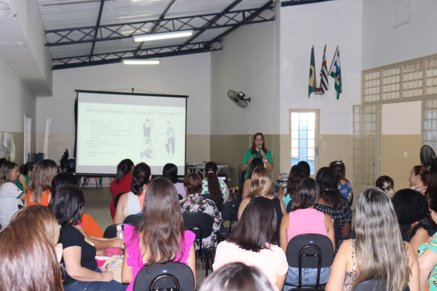 Educação promove formações para todos os profissionais da Rede Municipal de Ensino - Foto: Divulgação/Prefeitura de Capivari