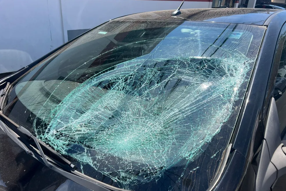 Motorista em alta velocidade atropela e mata três pessoas na calçada em Limeira — Foto: Giuliano Tamura/EPTV