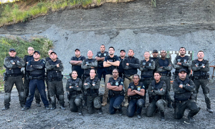 Oficiais da Guarda Civil participam de curso de retenção e contrarretenção de armas de fogo - Foto: Divulgação/Prefeitura de Capivari