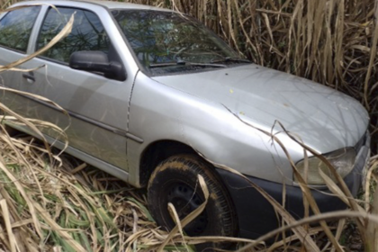 carro encontrado na região do bairro Bonagúrio