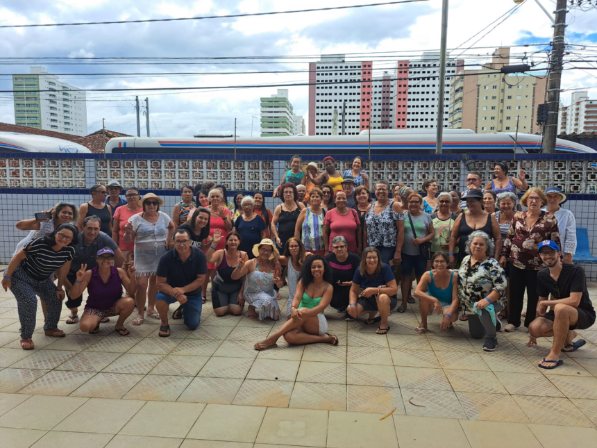 Participantes do Programa Melhor Idade viajam para o litoral de São Paulo - Foto: Divulgação/Prefeitura de Capivari