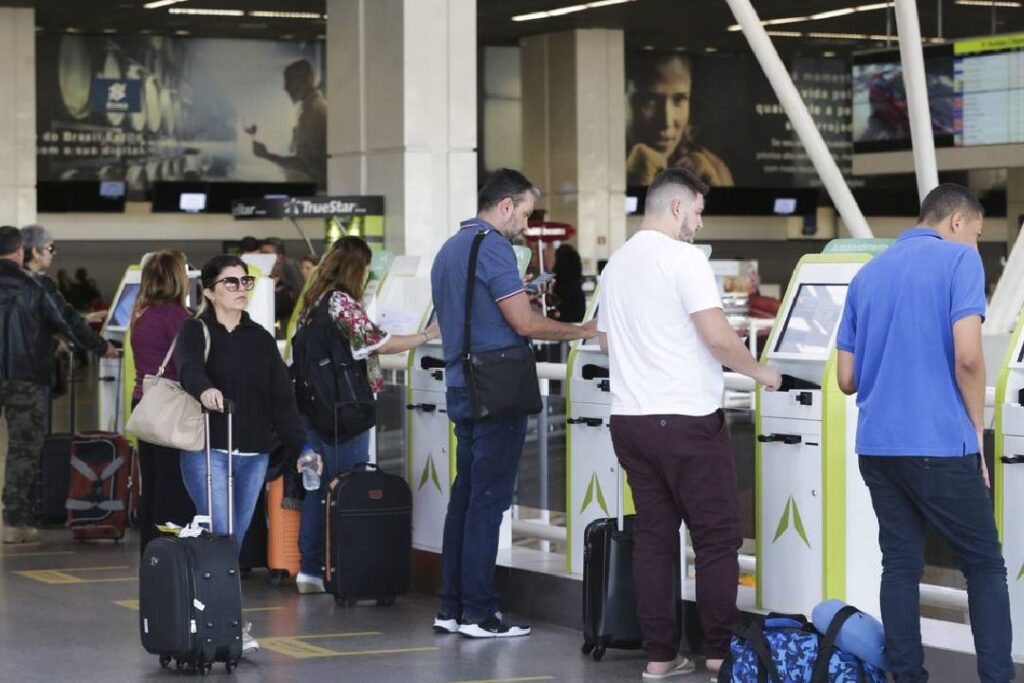 Programa Voa Brasil poderá ter 1,5 milhão de passagens por mês - Foto: Antonio Cruz/ Agência Brasil