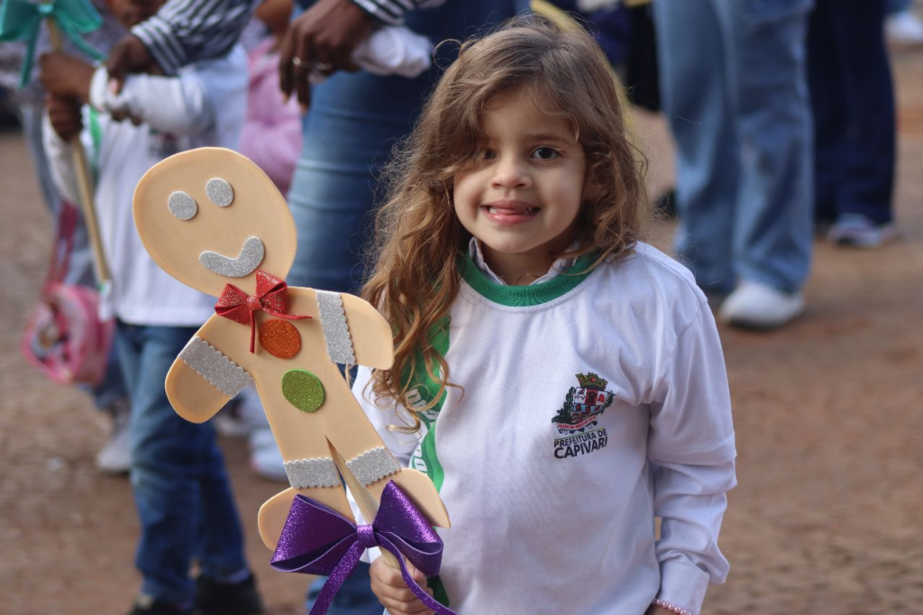 Desfile Cívico de Capivari reúne cerca de 10 mil pessoas para celebrar os 191 anos da cidade