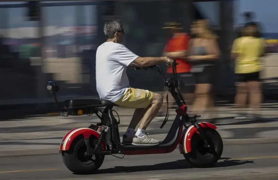 Nova regulamentação para uso de bicicletas e ciclomotores entra em vigor - Foto: Márcia Foletto/Agência O Globo