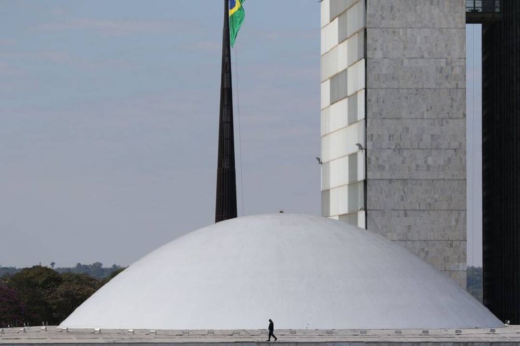 Senado aprova proposta que assegura recursos para atender calamidades - Foto: Fabiio Rodrigues Pozzebon/Agência Brasil