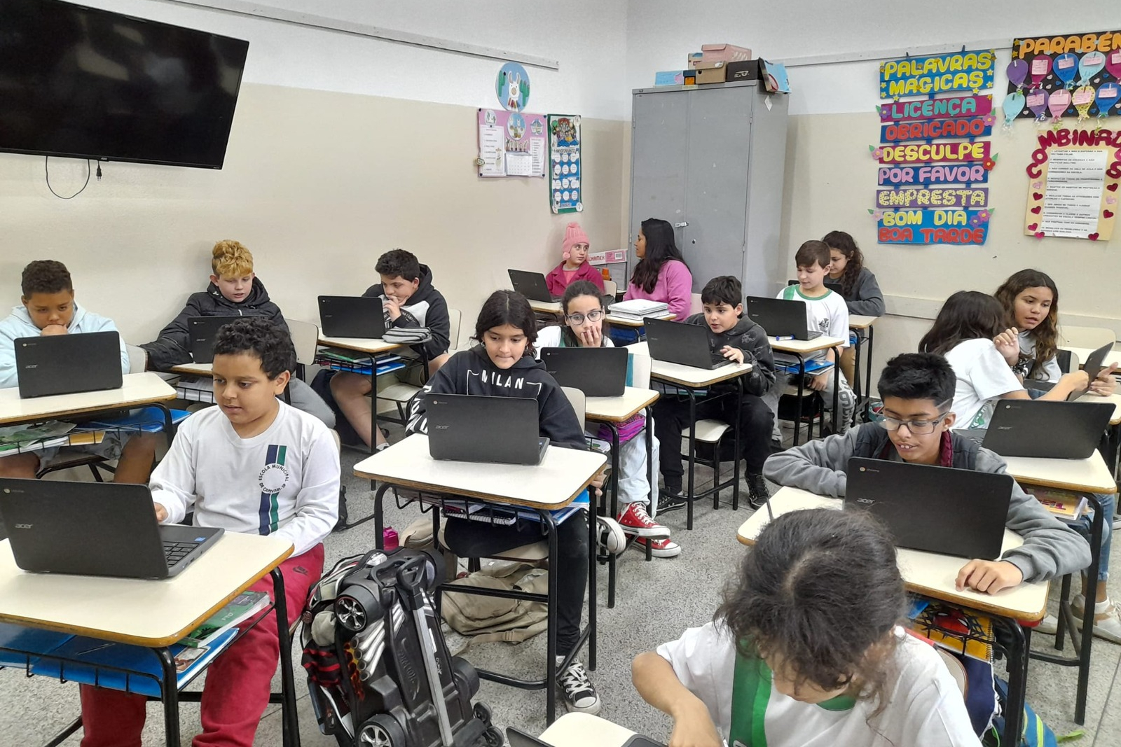 Chromebooks na Educação de Capivari: Transformando Salas de Aula em Ambientes Interativos - Foto: Divulgação/Prefeitura de Capivari