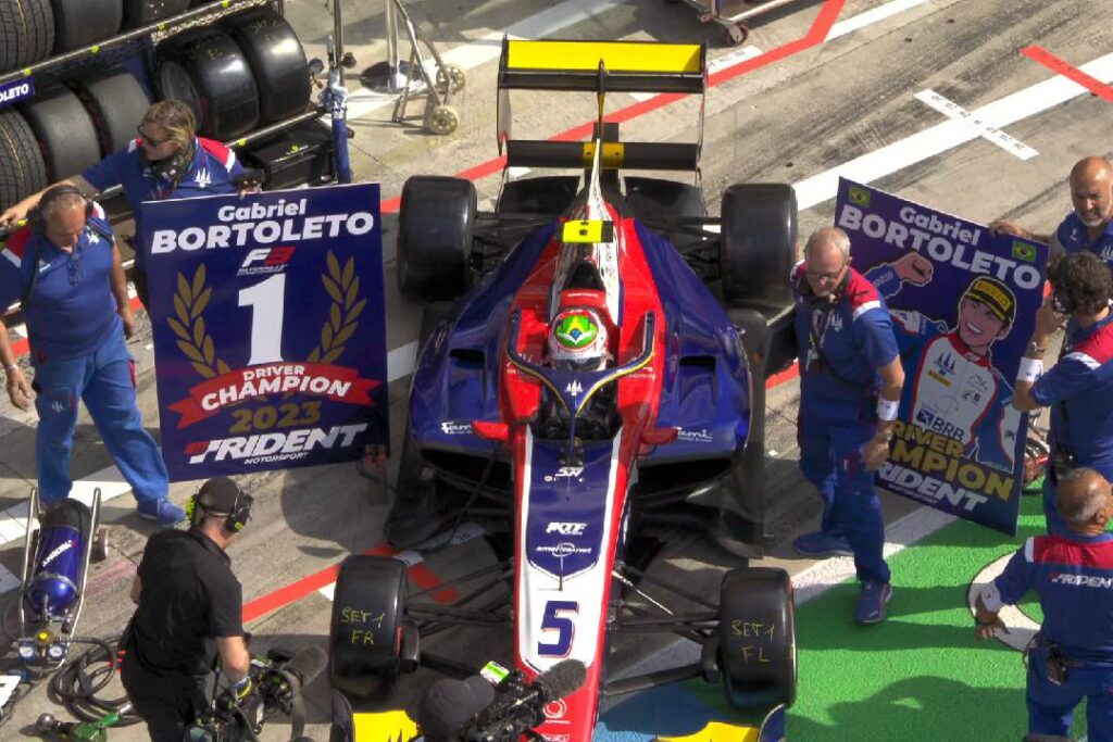 Gabriel Bortoleto é campeão da F3 na Itália - Foto: Reprodução F1 TV