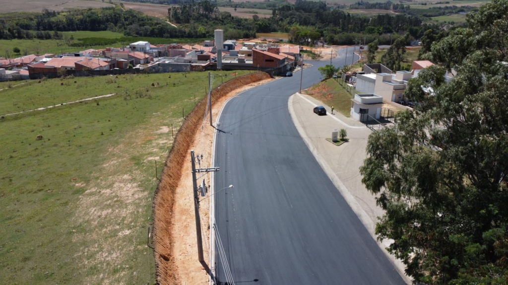 Expansão da Avenida Josefina Giovana Rossi é concluída; trânsito de veículos está liberado - Foto: Divulgação/Prefeitura de Capivari