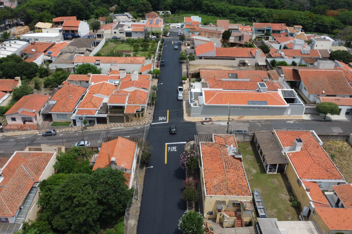 Ruas de Três Bairros de Capivari Recebem Asfalto Novo em Tempo Recorde - Foto: Divulgação/Prefeitura de Capivari