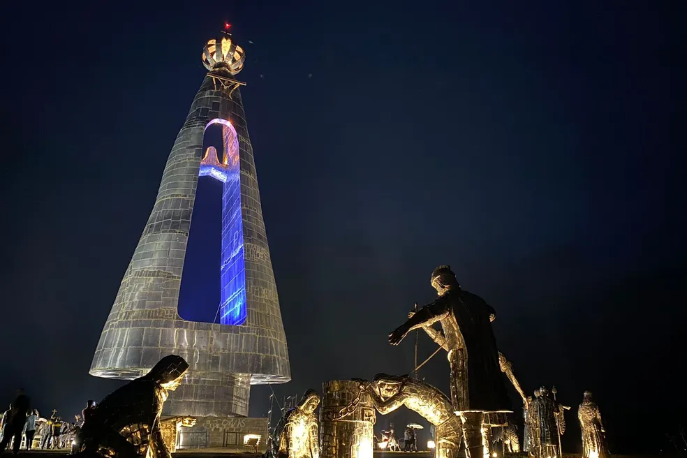 Estátua de Nossa Senhora Aparecida maio que o Cristo Redentor é inaugurada em SP