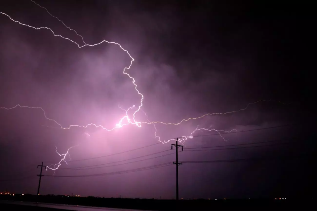 Chuva de Raios Ilumina o Céu de Piracicaba com 466 Descargas Elétricas - Foto: Divulgação