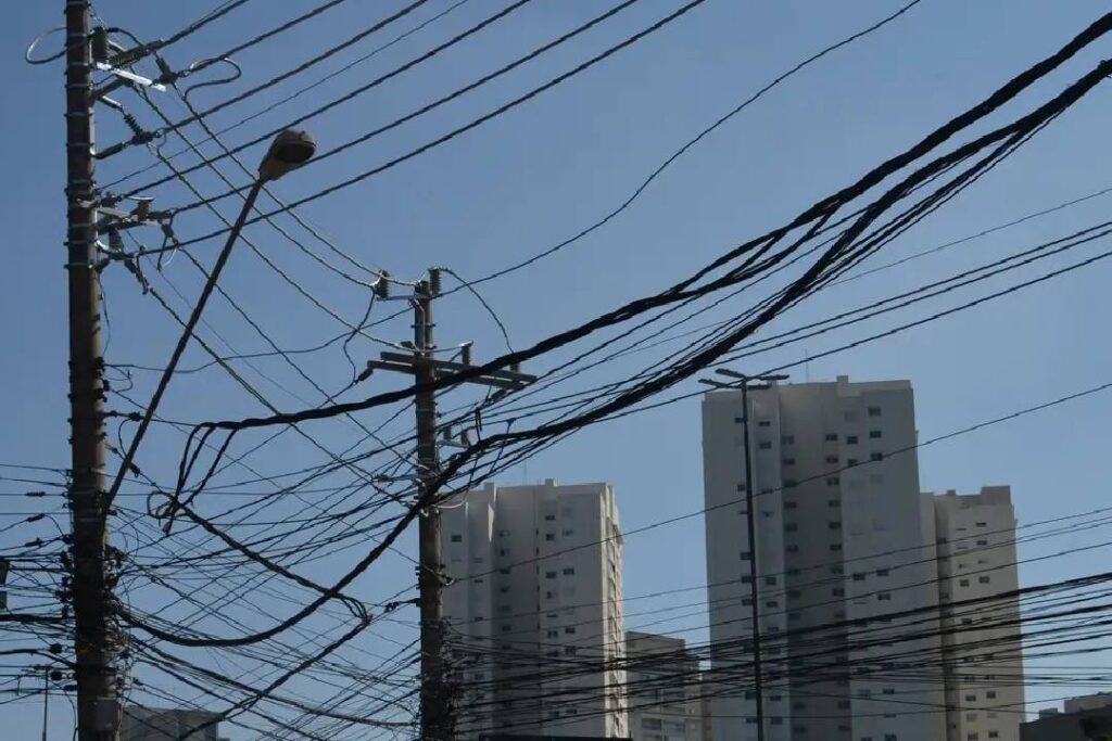 Aneel mantém bandeira tarifária verde em dezembro - Foto: Rovena Rosa/Agência Brasil