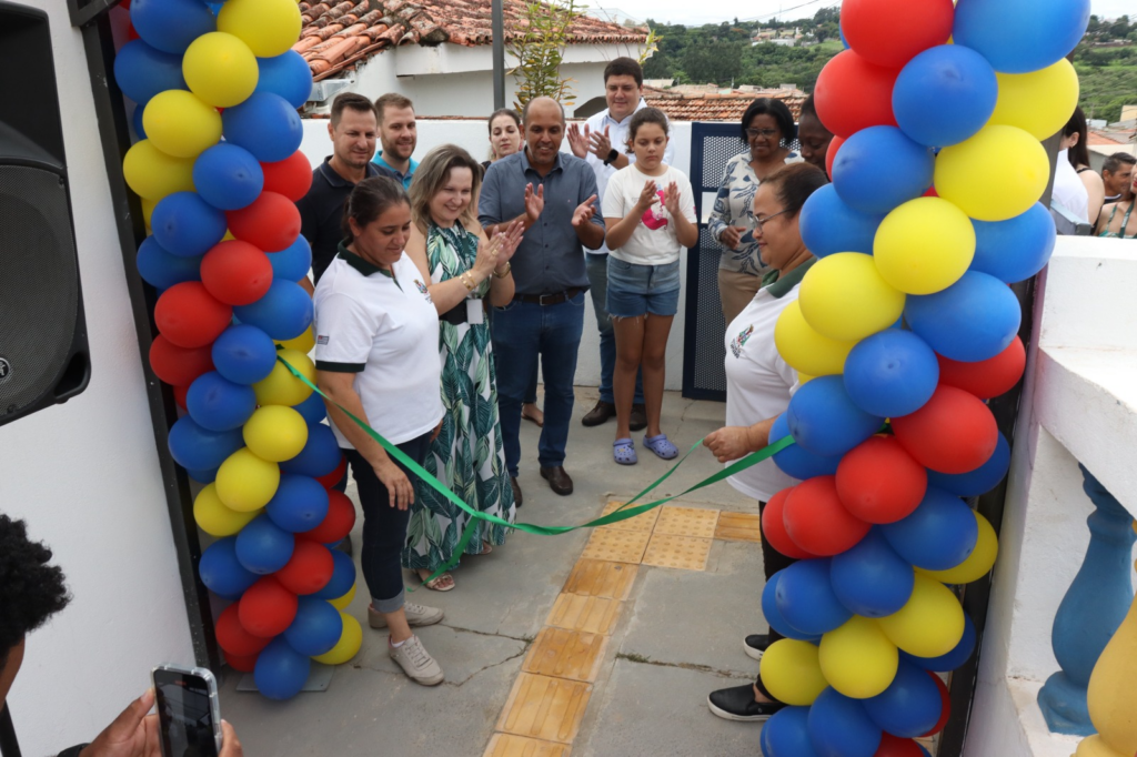 Capivari Celebra Entrega da EMEIEF Amélia Francisca Alves Após Completa Revitalização - Foto: Divulgação/Prefeitura de Capivari