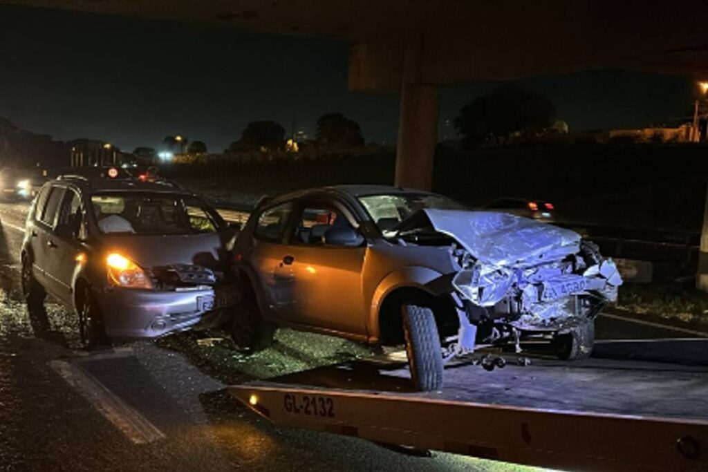 Criança de quatro anos morre após engavetamento na Rodovia do Açúcar em Piracicaba - Foto: Dani Fernada/Acorda Piracicaba