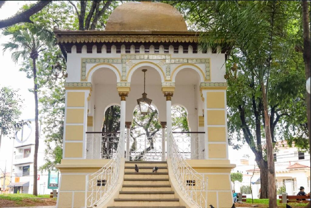 Prefeito, Vitor Riccomini, fala sobre a reinauguração da Praça Central nesta sexta-feira - Foto: Prefeitura Municipal de Capivari