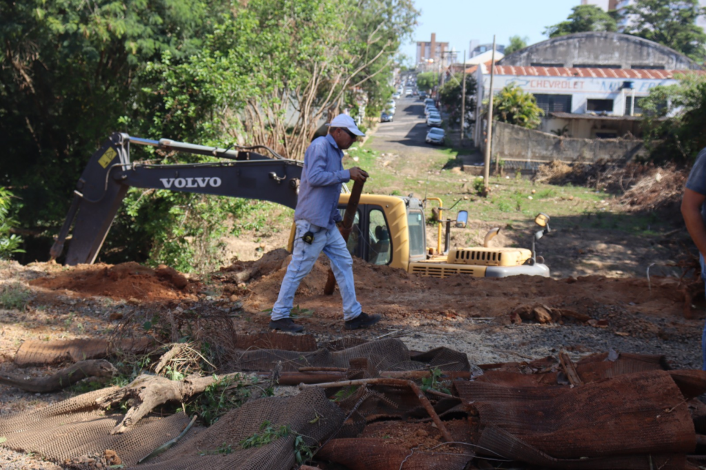 Máquinas Começam Trabalhar na Obra da Futura Ponte da Rua Padre Fabiano - Foto: Divulgação/Prefeitura de Capivari