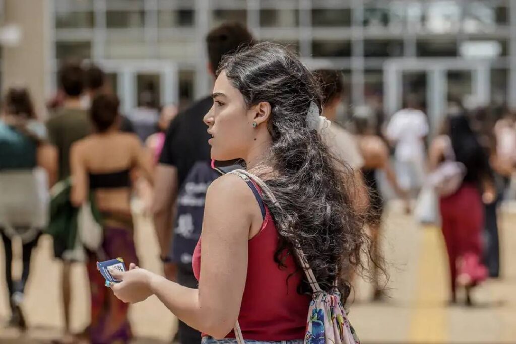 Inscritos no "Enem dos Concursos" têm até esta sexta-feira para pagar taxa - Foto: Rafa Neddermeyer/Agência Brasil