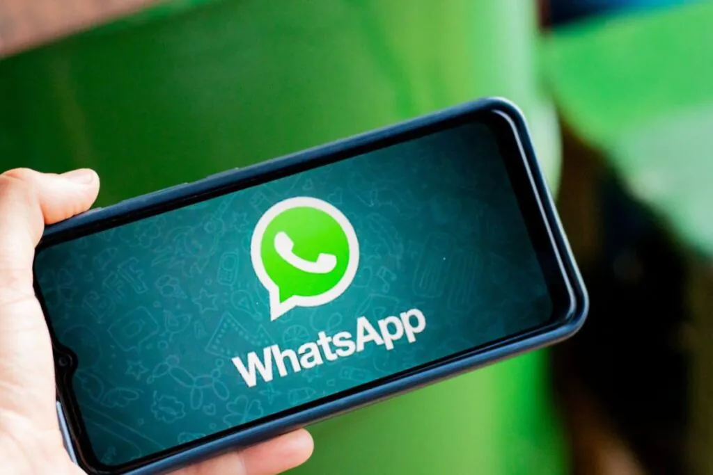 WhatsApp inova experiência de assistir vídeos com novo recurso de avanço e retrocesso rápido - Foto: Jeane de Oliveira / Noticiadamanha.com.br