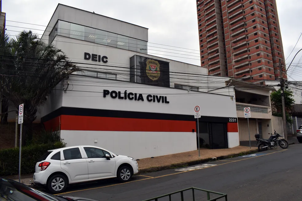 Queda histórica nos homicídios dolosos e recorde de apreensão de armas na região — Foto: Rodrigo Pereira/ g1