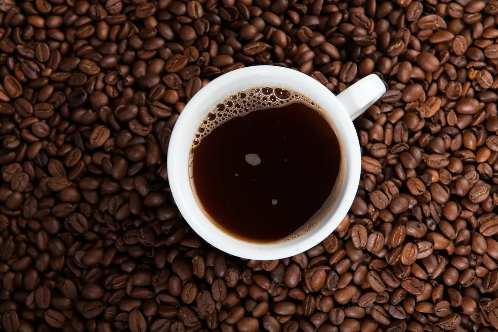 Café a R$ 40 o quilo: como a seca histórica está ajudando a deixar o produto mais caro — Foto: Unsplash/ Raimond Klavins