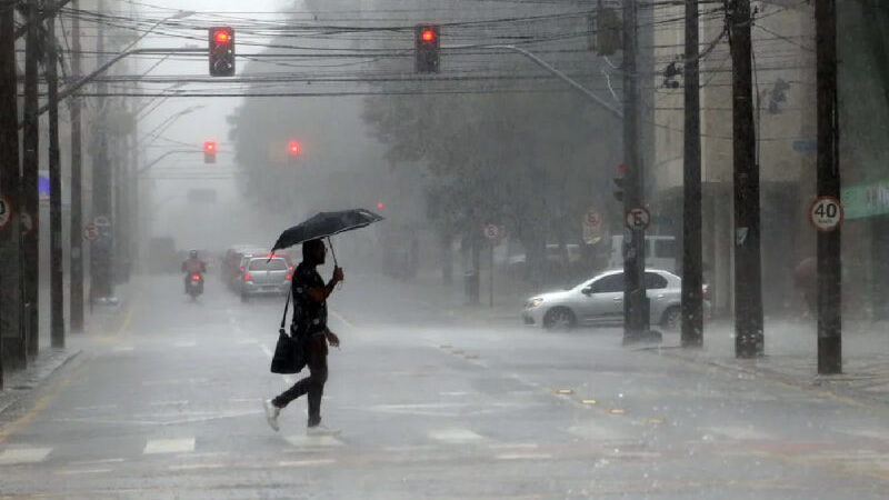 Frente fria traz chuva e ventos de até 60 km/h para região de Campinas neste fim de semana - Foto: Gilson Abreu/AEN