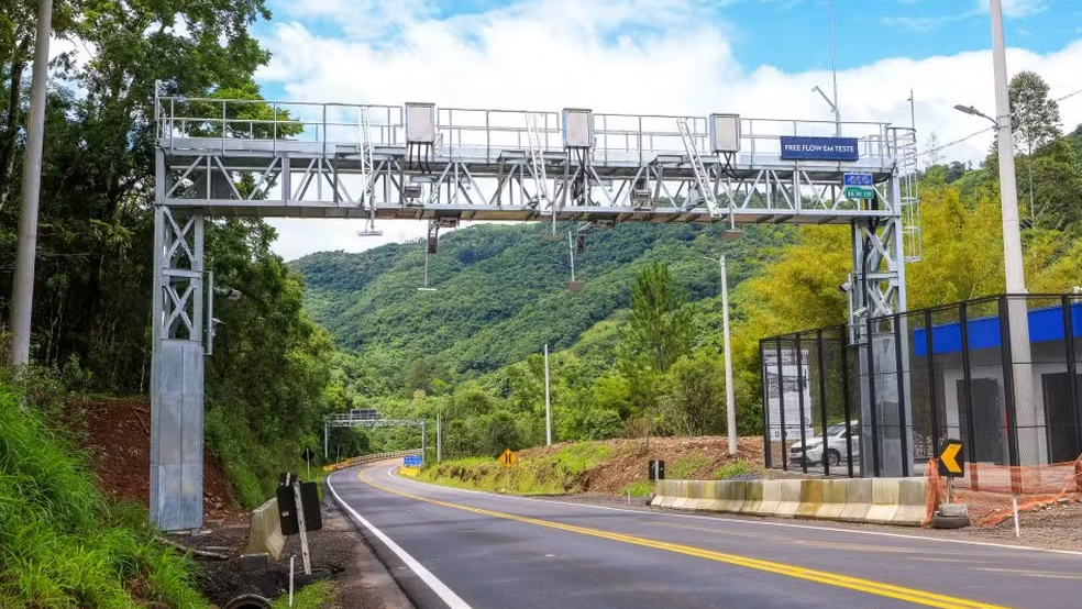 'Free flow': veja o que muda com as novas regras para o pedágio eletrônico em rodovias — Foto: Gustavo Mansur/Governo do estado