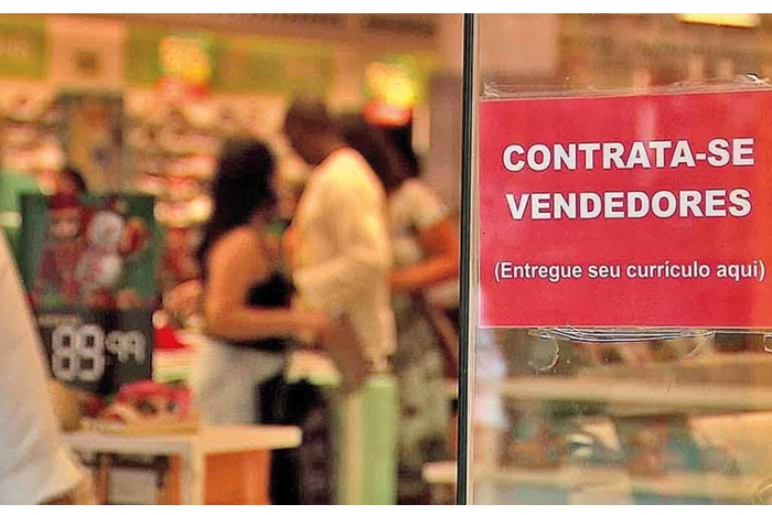 Fim do ano impulsiona abertura de 450 Mil vagas temporárias de trabalho no Brasil - Foto: Reprodução